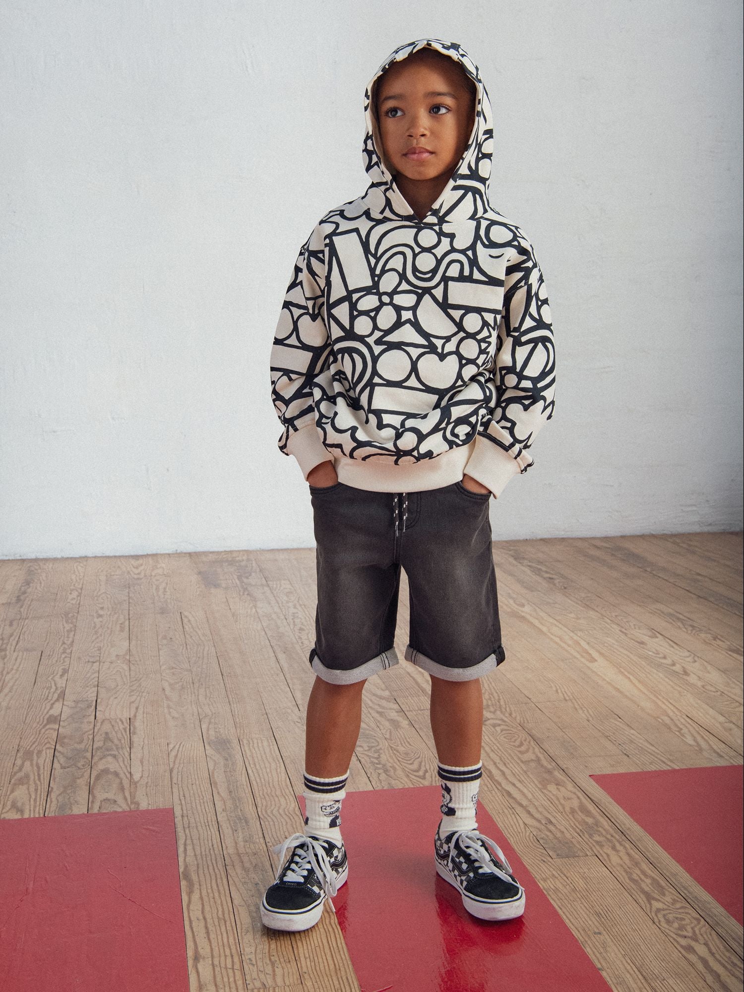 Gray denim shorts with keychain for boys