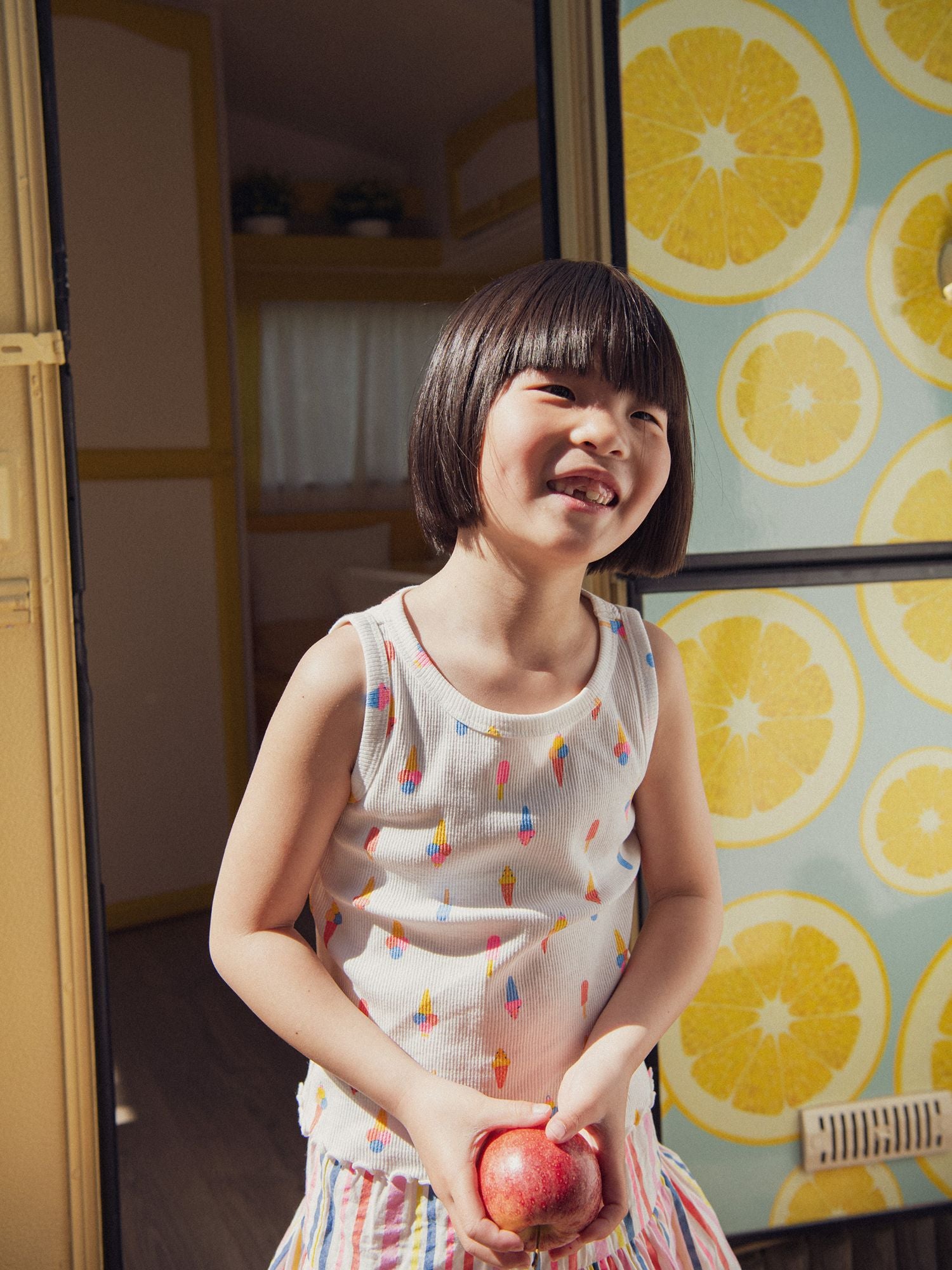 Ecru ribbed tank top with ice print for girls