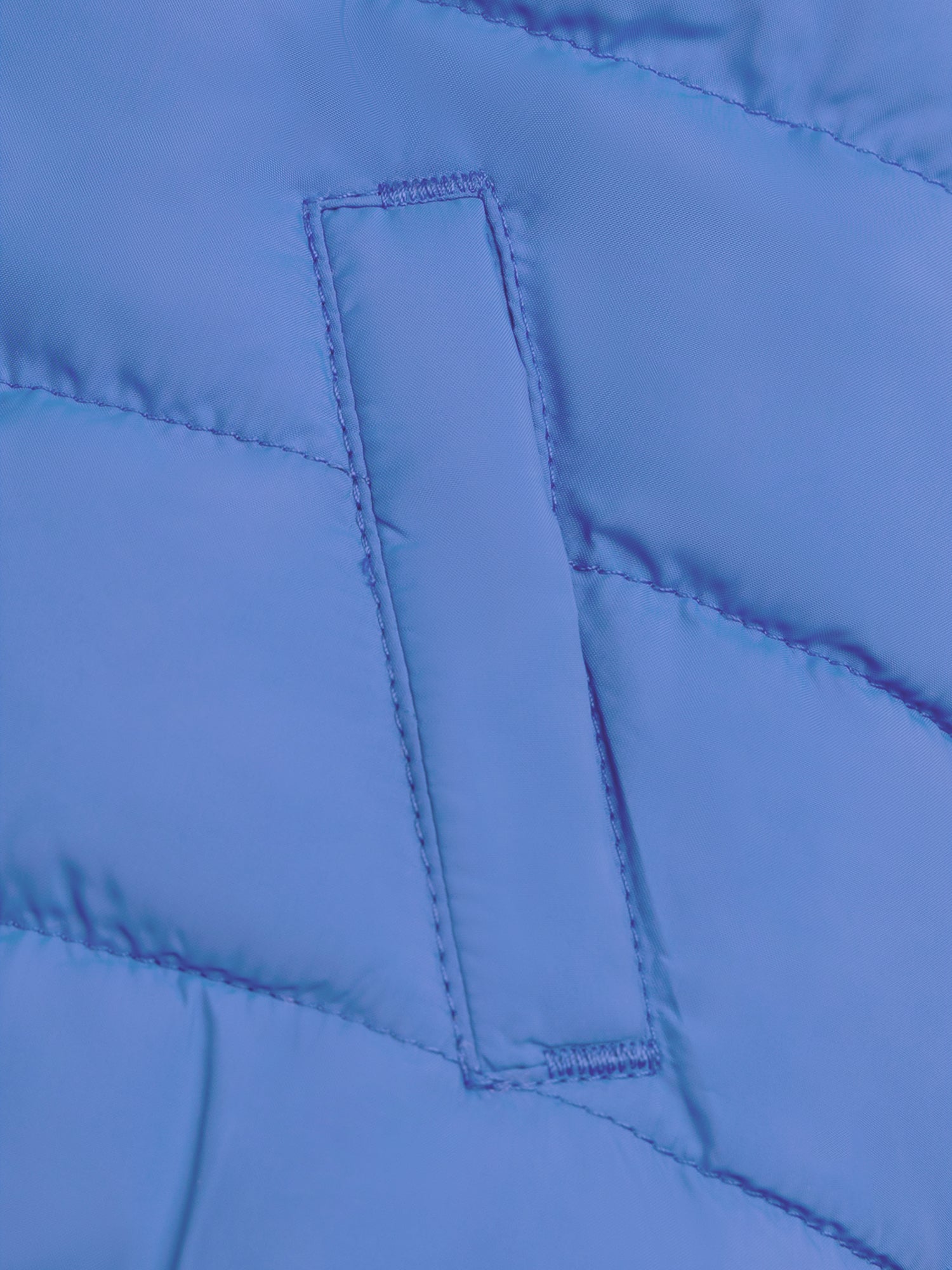tmp/76470321369/products/5b0a13fb-9027-46f0-b7bb-a2259d51dc79/26SG10O4D3E_A016_13cc209a12-b76b-422d-9d8e-c19d7a7349cf.jpg