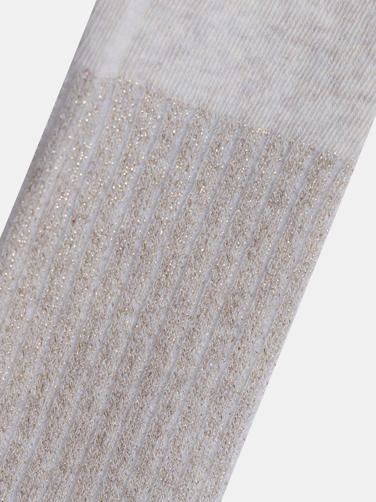 tmp/76470321369/files/7fac183d-b4bb-4d92-9f9d-dc101d60cadb/26WI01C2COL_006_120d736a54-aafd-4087-9249-27a5f8e49e80.jpg