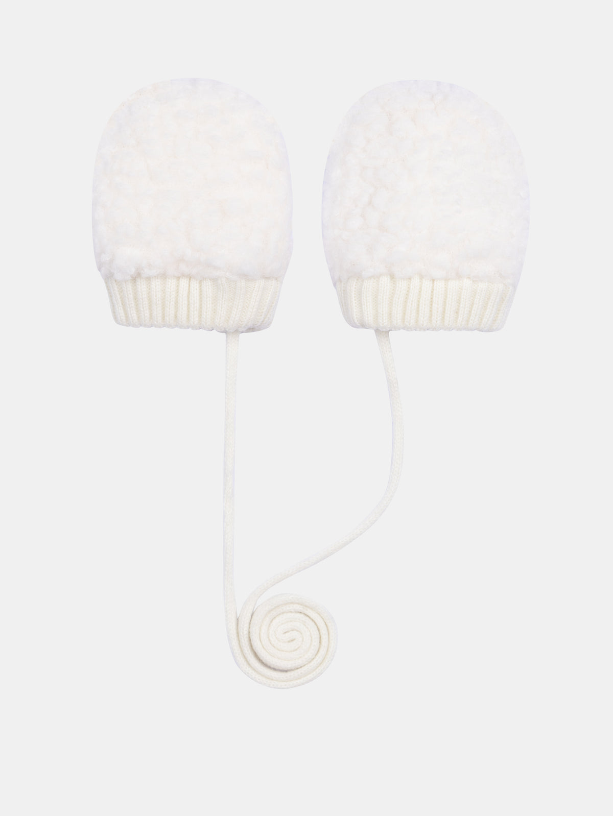 tmp/76470321369/files/c32202c2-20f6-4e57-884a-7021c42957a8/26WI10T1GAN_001_11f962449c-a284-4016-aab6-fafef3f5446c.jpg