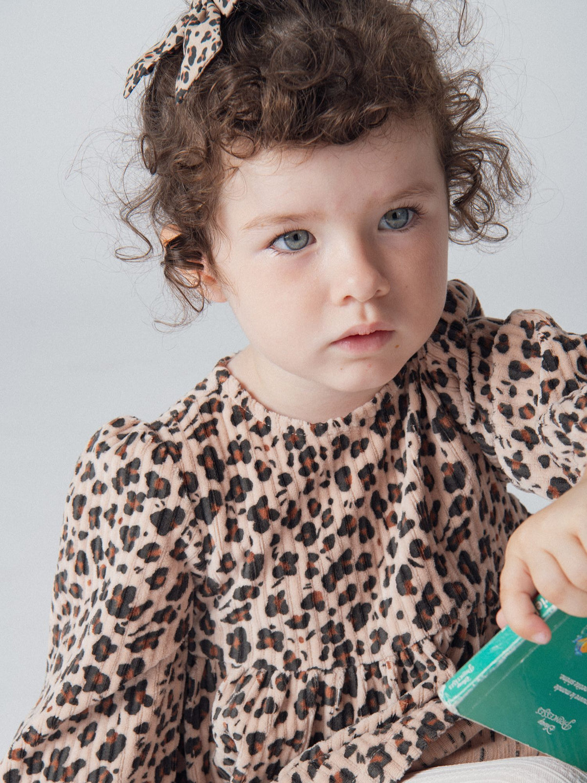 Beige corduroy dress with leopard print for baby girl