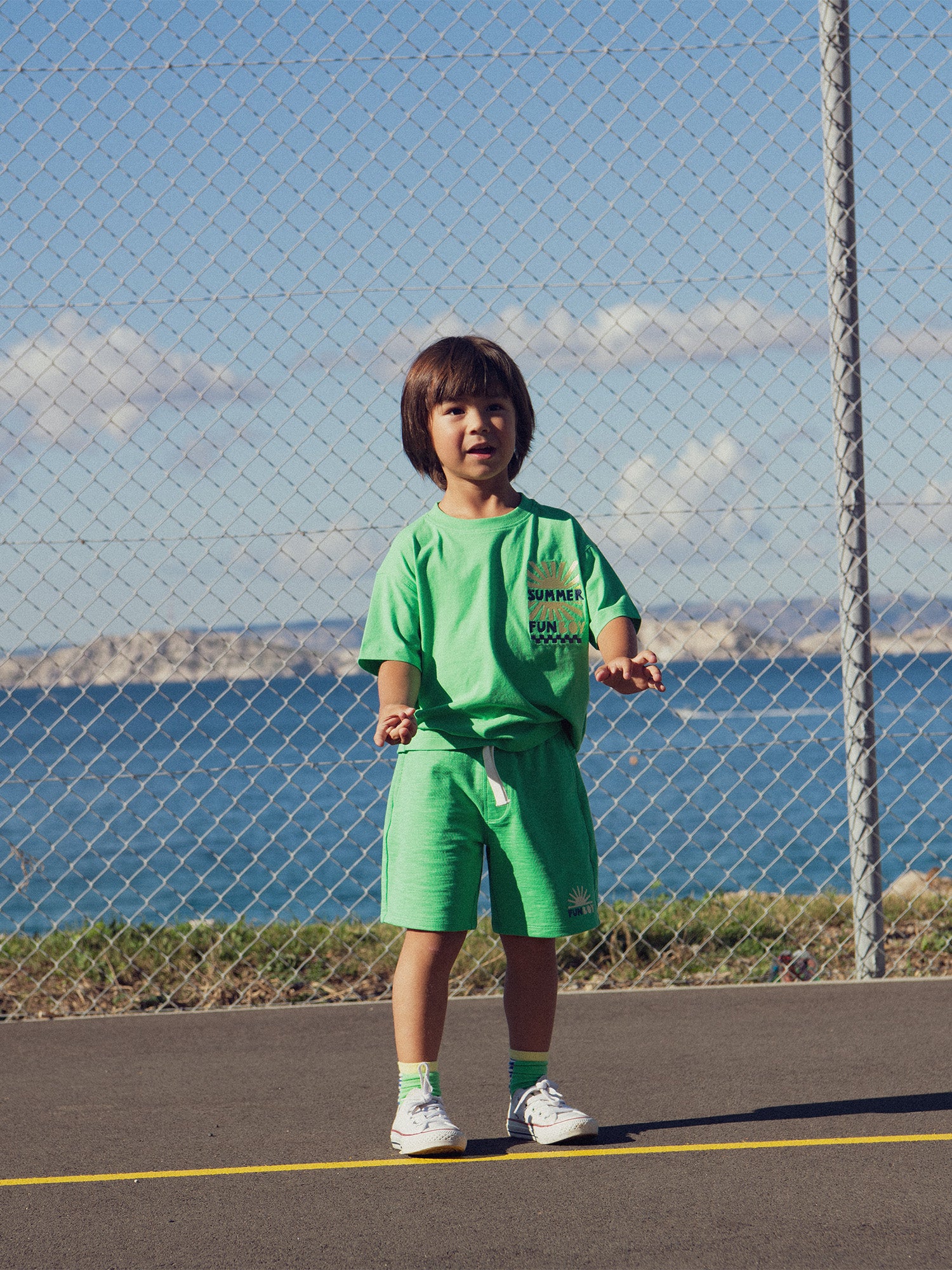 Green set with sun animation for boys