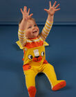 Baby boy yellow romper with lion print NEGAGRELIO / 22SH14G9GRE006