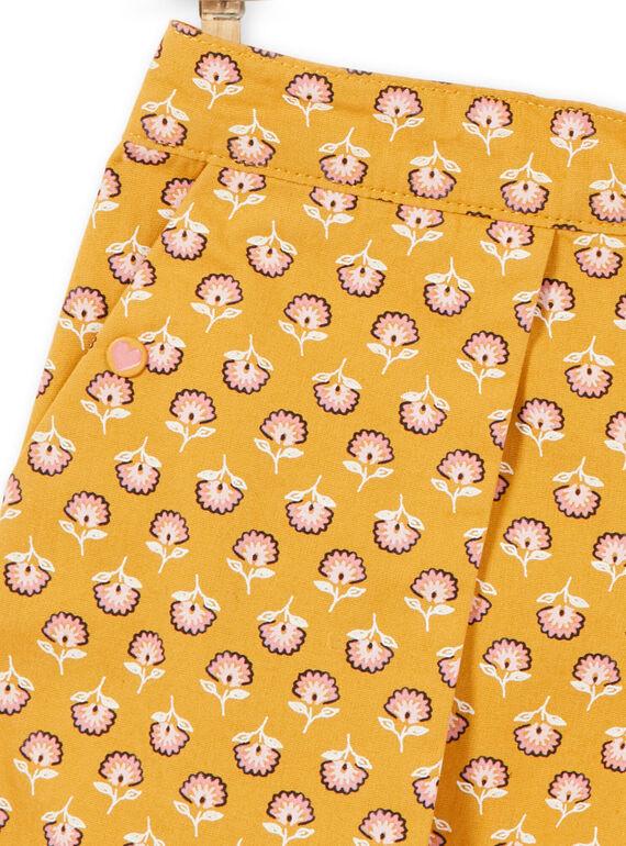 Yellow and pink shorts with floral patterns in cotton child girl LAPOESHORT / 21S901Y1SHO107