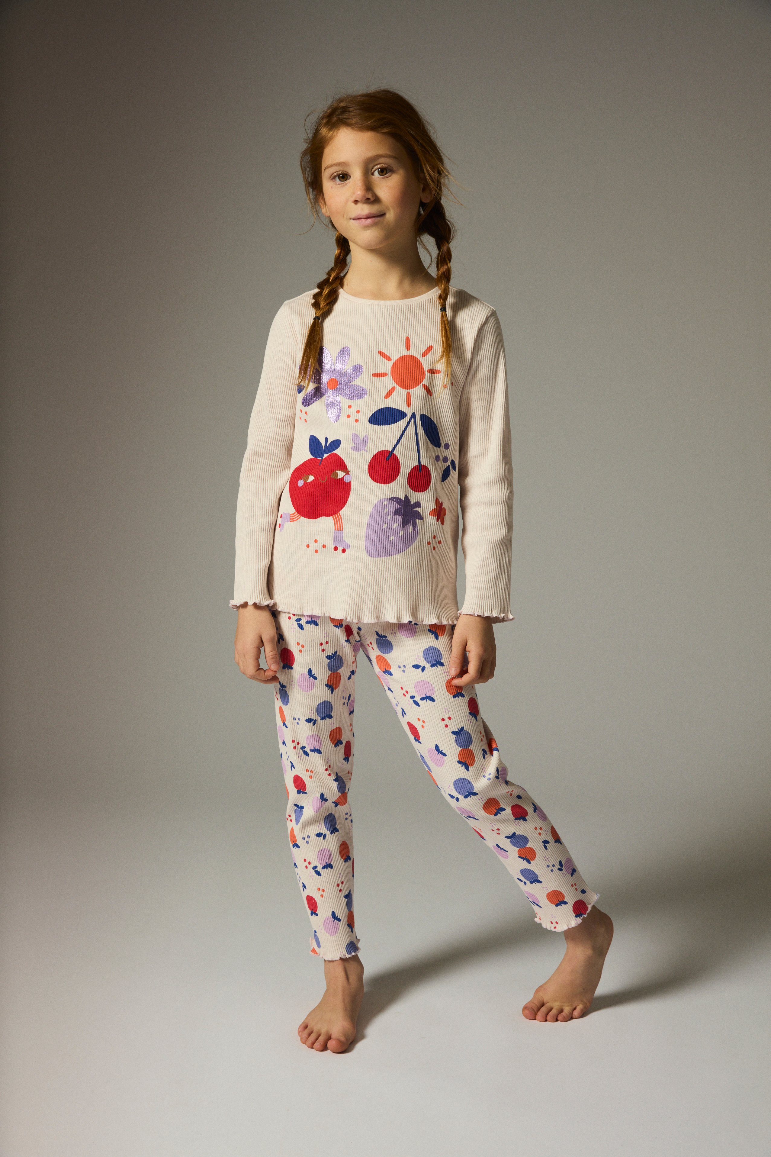 Girl's ecru pyjamas