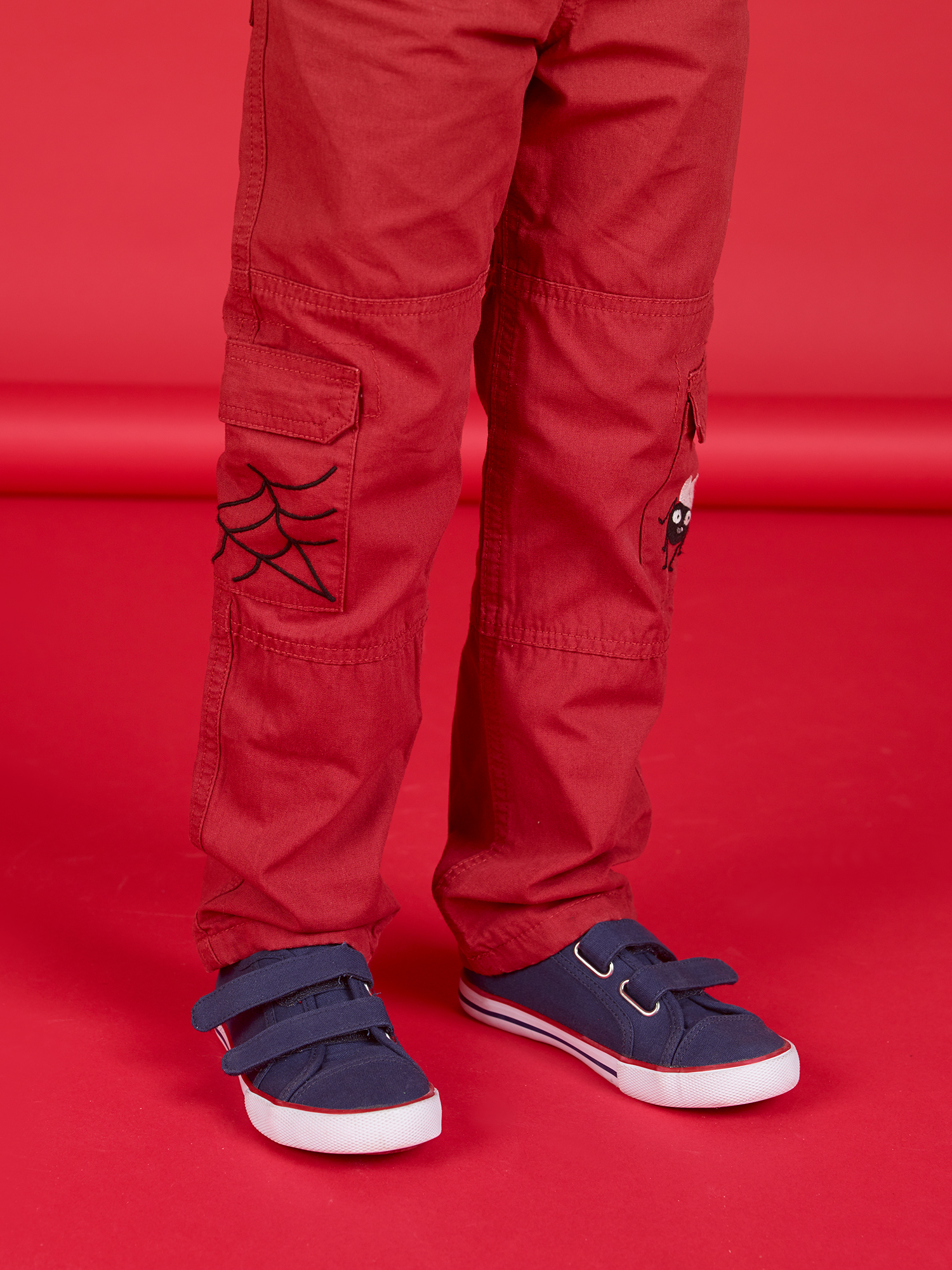 red cargo pants forever 21